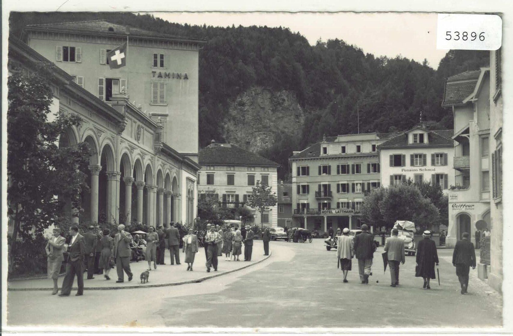Cartoline postali: Bad Ragaz - Dorfplatz - animee – Usato da Ettingen venduto da Kartenplanet