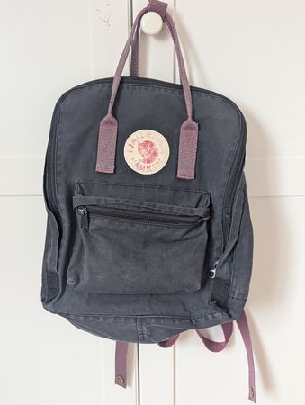 Fjällräven Kånken Backpack - Black & Purple