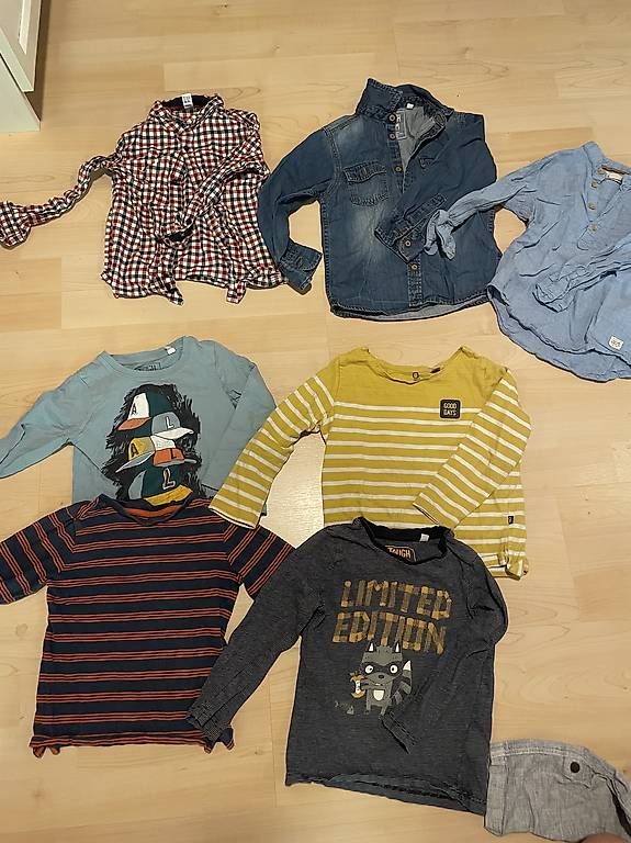 Kleiderpakete & -sets: Kleider Grösse 98 – Gebraucht aus Murten von ka_koen 1