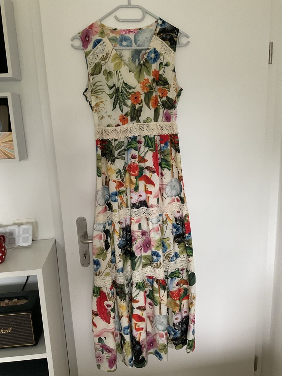 Kleider: Sommerliches Maxikleid mit Blumenmuster, Grösse 38 – Neu (gemäss Beschreibung) aus Zweidlen von BettinaS55 2
