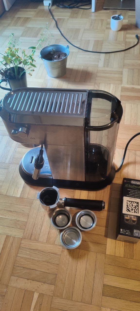 De'Longhi Macchine per caffè & Macchine per espresso: De'Longhi Dedica – Usato da Kriens venduto da starlogon 3