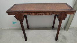 Exklusiver asiatischer Altartisch antik (RR)