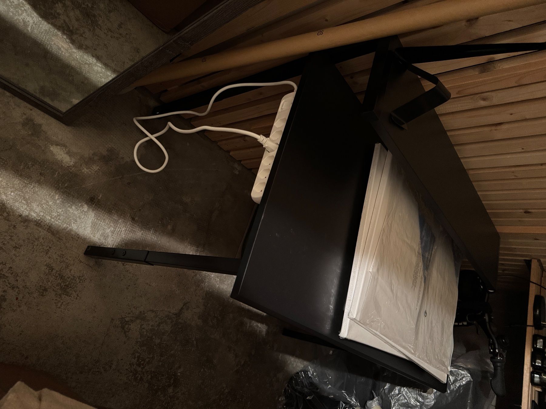 Ikea Schreibtische: Bureau Ikea – Gebraucht aus Lausanne von bol_2y5r 1