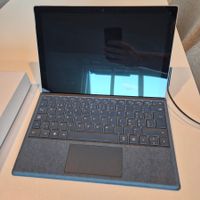 Microsoft Surface Pro 7 Tablet mit Stift und Tastatur, 16GB