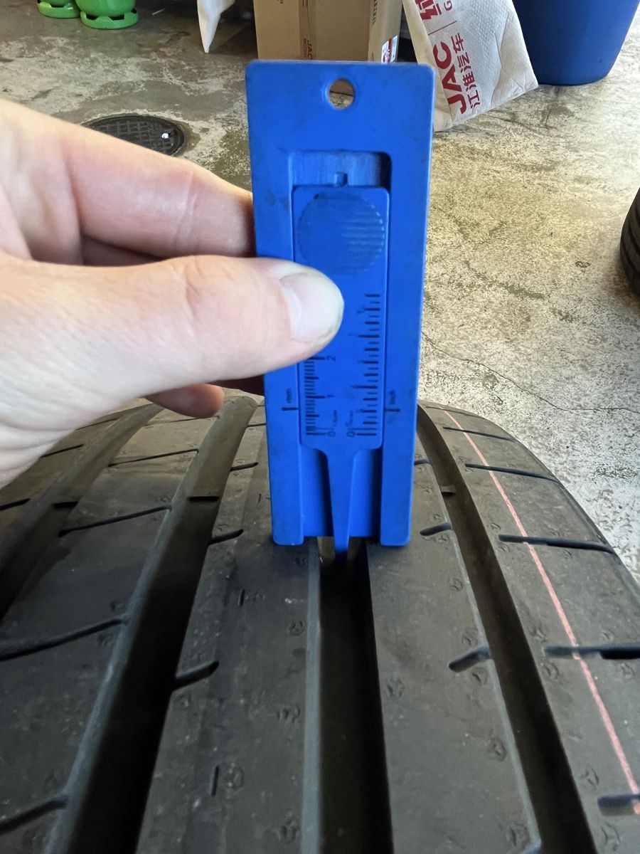 Pneumatici & Ruote complete: Sommerreifen 235/60R18 – Usato da Volketswil venduto da eld_2lqr 5