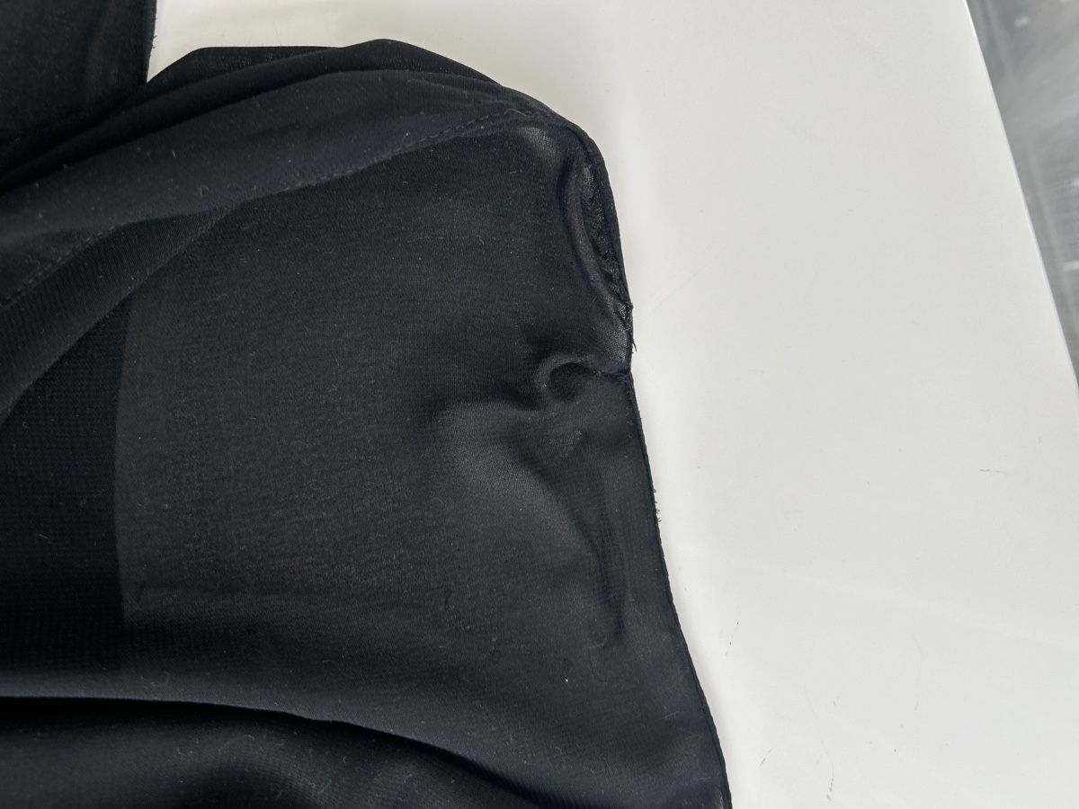 Foulard & Sciarpe: Black Fabric Scarf damaged area – Usato da Saland venduto da ele_vc96 2