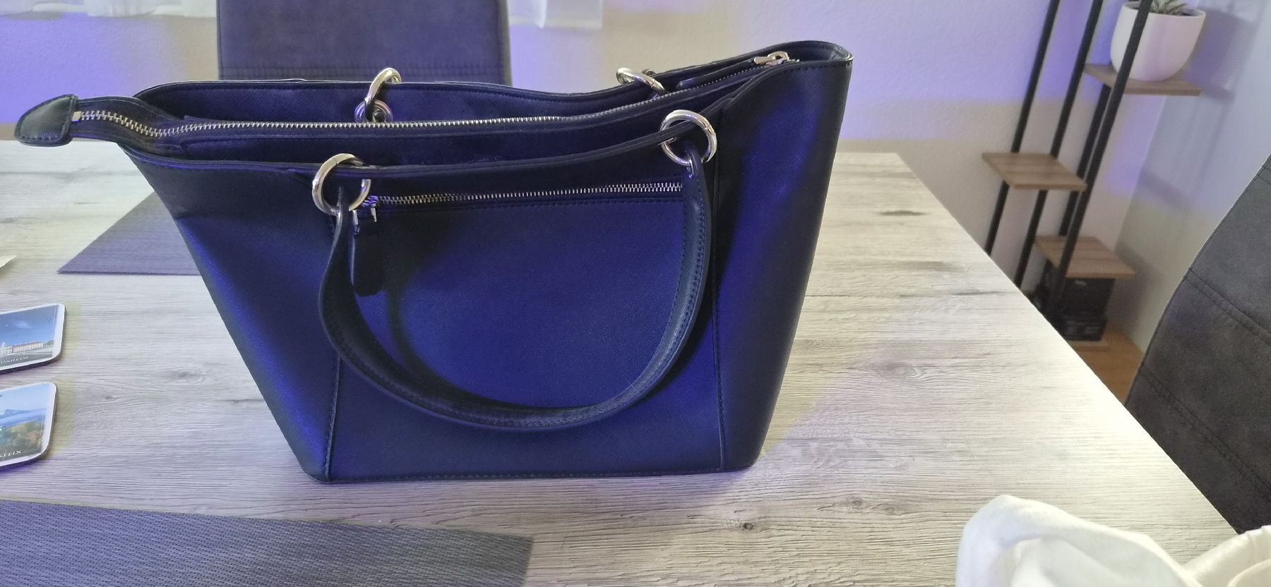 Guess Borse da donna: Neuwertige Guess Handtasche – Nuovo (secondo la descrizione) da Tann venduto da AS1994 1