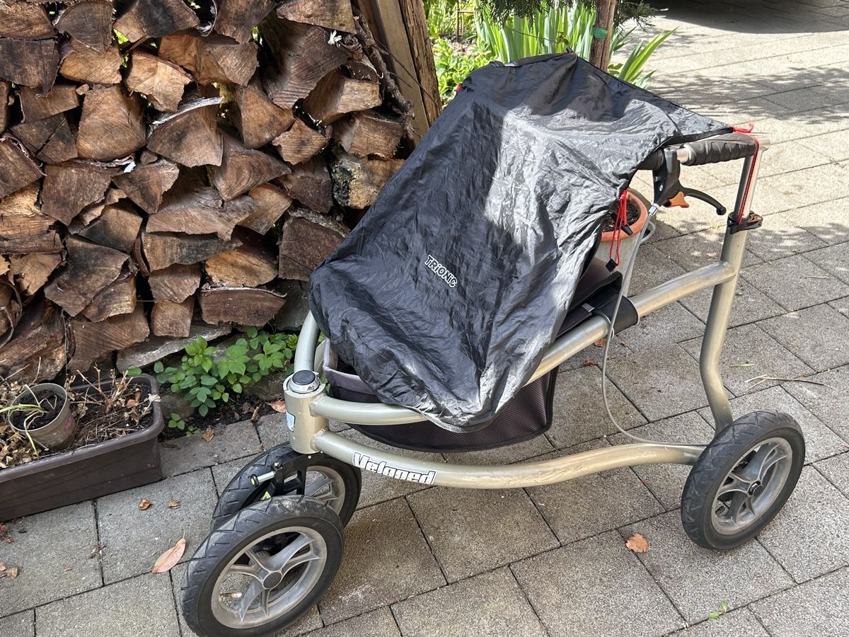 Ausili per la deambulazione: TRIONIC VELOPED ROLLATOR – Usato da Reichenbach i. K. venduto da Arve70 4