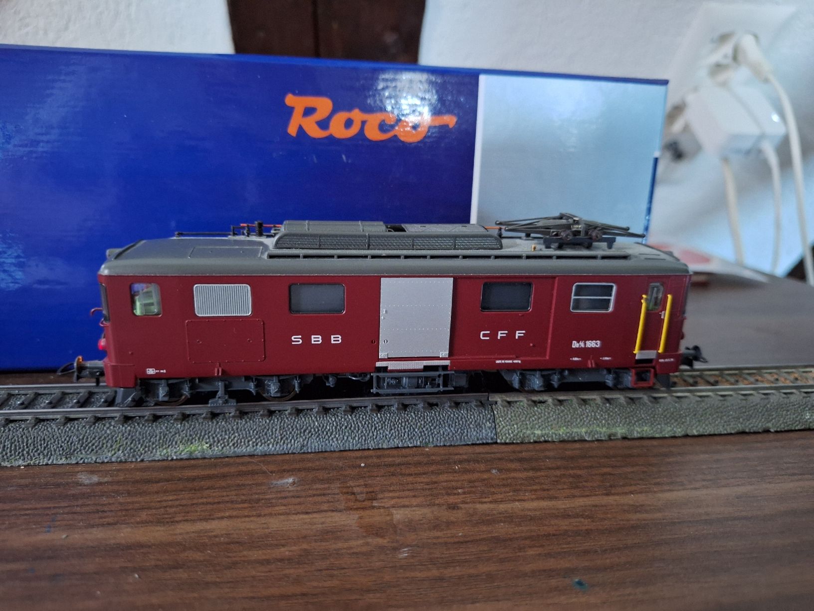 Roco Trains électriques: De 4/4 1663 digital DCC Roco HO alternatif – Neuf (Voir description) à bremblens par academy