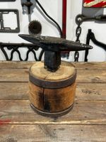 Kleiner Tischamboss mit Holzsockel ( Schmieden / Amboss )