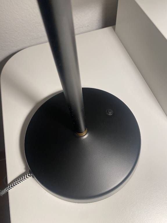 Ikea Lampade: Büro Tischlampe schwarz/gold – Usato da Männedorf venduto da nathi_o 3