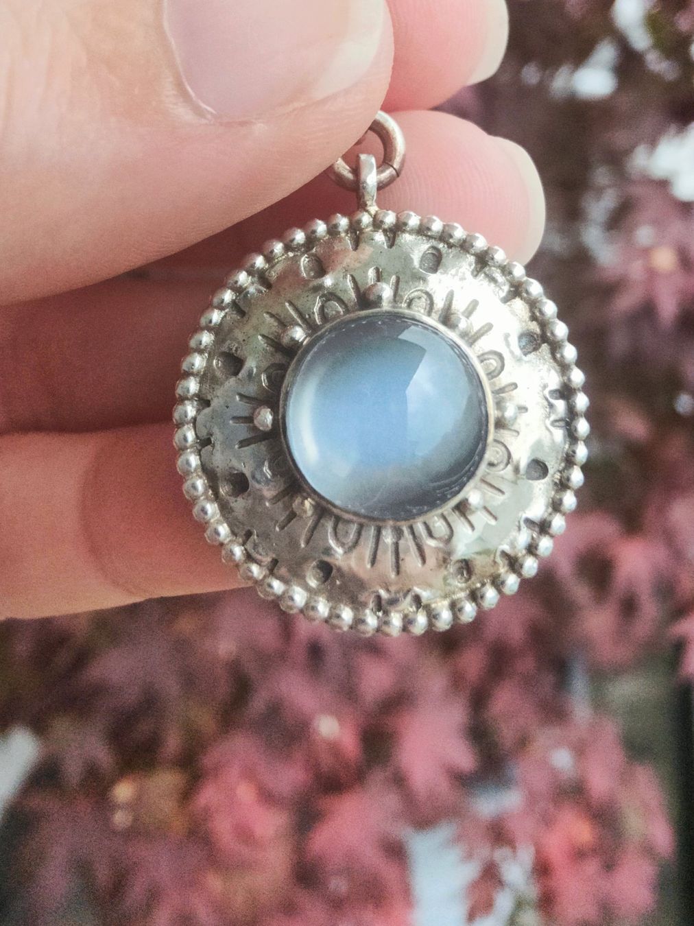 Ciondoli: Antik Jugendstil Cabochon Mondstein Silber 900 Anhänger – Usato da Schwyz venduto da chopaya 8
