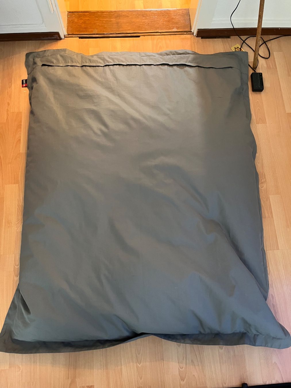 Beliani Sessel: Sitzsack - Beliani Fuzzy - Grau – Gebraucht aus Zürich von puterich