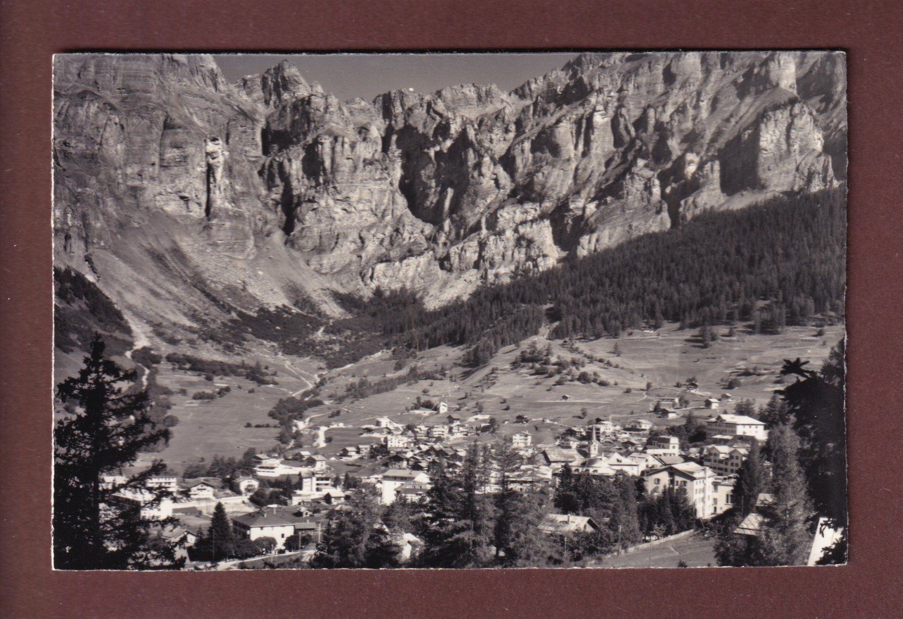 Cartoline postali: LEUKERBAD / LOECHE-LES-BAINS – Usato da Pully venduto da nicecards-shop