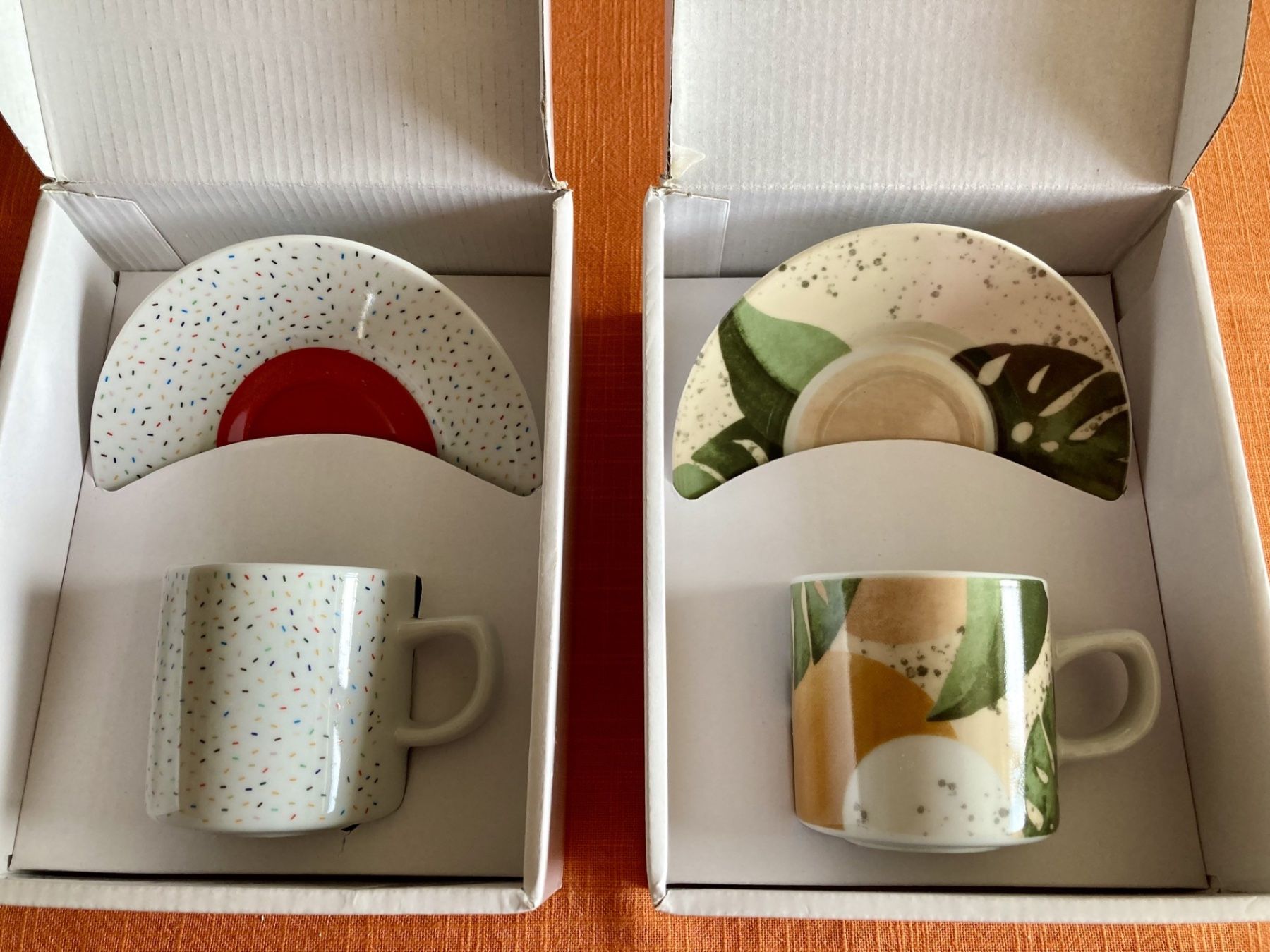 Pfister Tazze: Lot de 2 tasses Pfister – Usato da Neuchâtel venduto da Rougesky