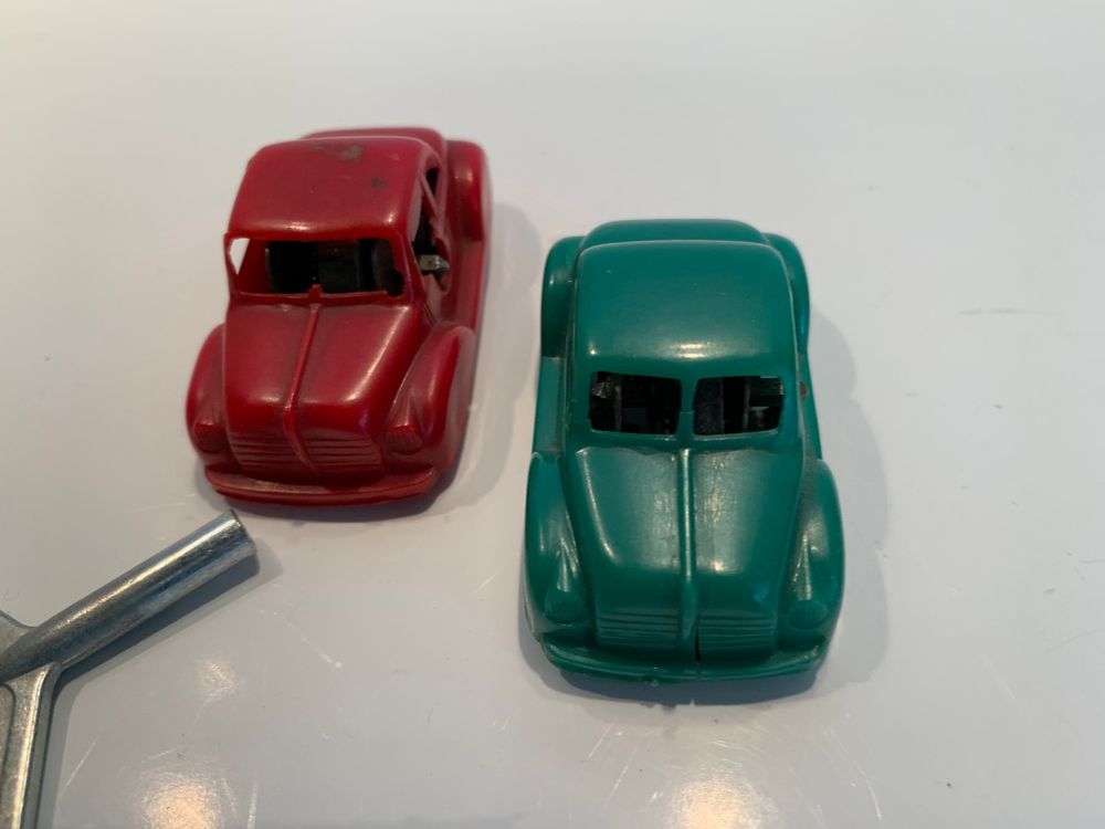 2 x Uhrwerk autos zu Bahn mit Schlüssel Funktion i.O. 4