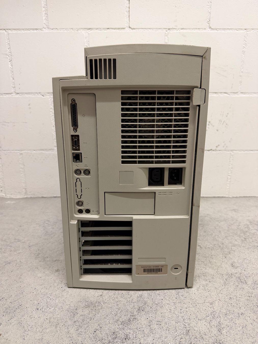 Apple PC: Defect - Apple Power Macintosh 9600/300 – Difettoso da Niederwangen b. Bern venduto da Leonerb 2