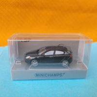 Alfa Romeo Giulia Veloce 2017  Minichamps échelle 1:87