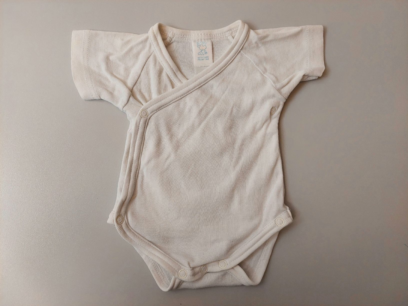 C&A Biancheria intima: Wickelbody kurzarm weiss, Grösse 44/50 – Usato da Aeschi b. Spiez venduto da Corin1234