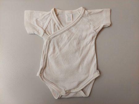 Wickelbody kurzarm weiss, Grösse 44/50