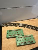 2 Stellpulte grün gebraucht