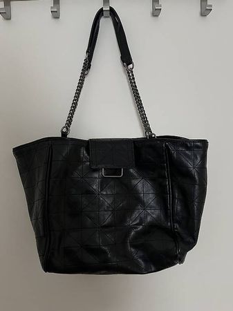 Schwarze Tasche von Zara