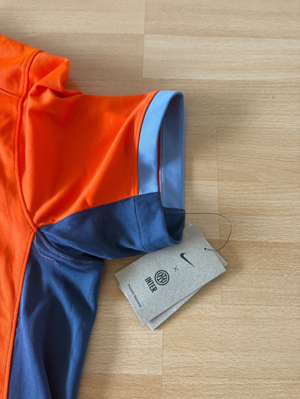 Nike Canottiere & Pantaloni: INTER TRIKOT XL NIKE ORGINAL – Nuovo e nell'imballaggio originale da Flamatt venduto da Jokerrro9 1