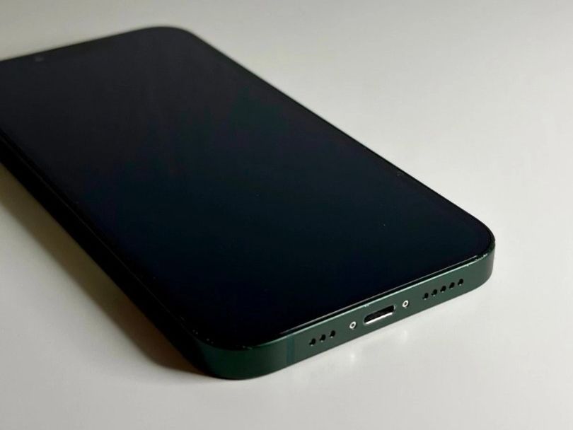 Apple Telefoni cellulari / Smartphones: iPhone 13 (128GB) Akku 97% – Usato da Luzern venduto da Waince786 2