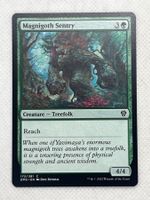 Magic the Gathering: Magnigoth Sentry (DMU), neuwertig