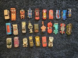 Lot de 27 voitures miniatures Hot Wheels