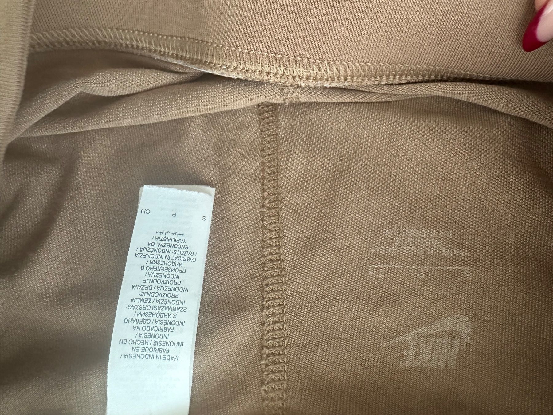 Nike Pantaloni: Nike Sport Shorts – Nuovo (secondo la descrizione) da baar venduto da may_8fwr 1