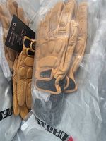 guanti da motociclista nuovi