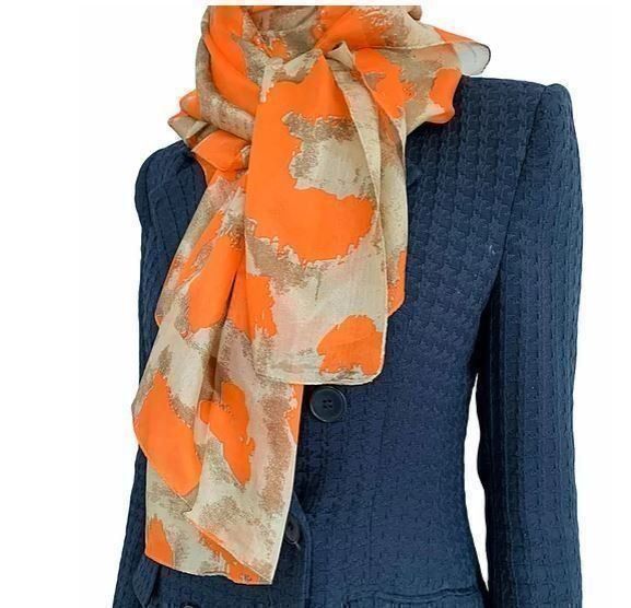 Foulard & Sciarpe: Seidenschal 100% Silk /Mandarin Orange – Nuovo e nell'imballaggio originale da Egg b. Zürich venduto da SuperfastSpinone