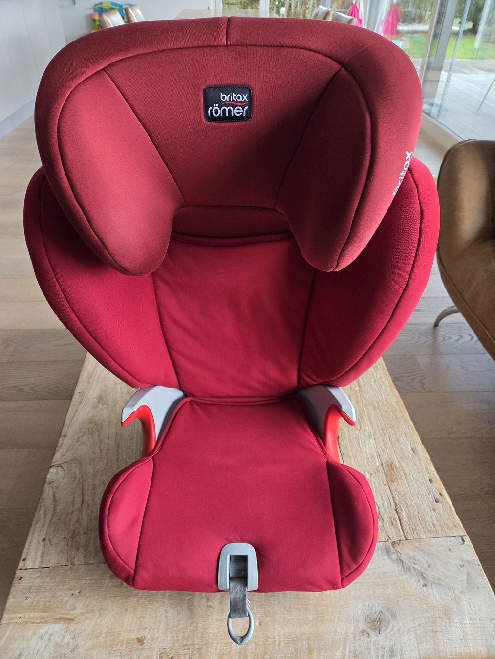 Britax Römer Seggiolini per auto: Römer Kinder Autositz – Usato da Niederteufen venduto da Burdruno