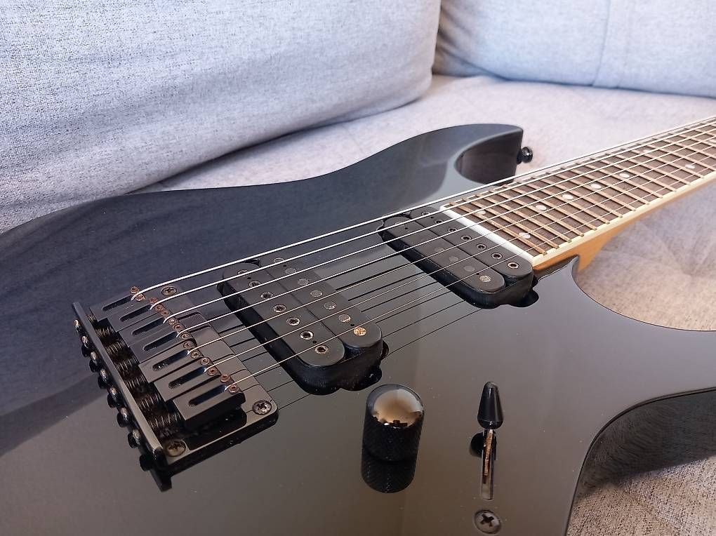 Ibanez Musikinstrumente: Ibanez RG7321 - 7 cordes – Gebraucht aus Lausanne von bcet 2
