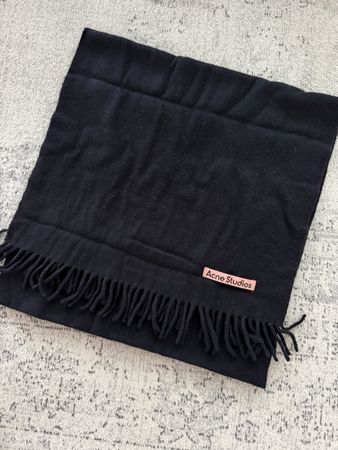 Schal Acne Studios Wolle schwarz mit Fransen 200x45cm