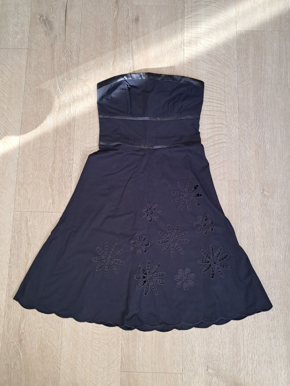 Kleider: Zero Sommerkleid, Grösse 34, Dunkelblau, Blumenmuster – Gebraucht aus Basel von liz_nqr9
