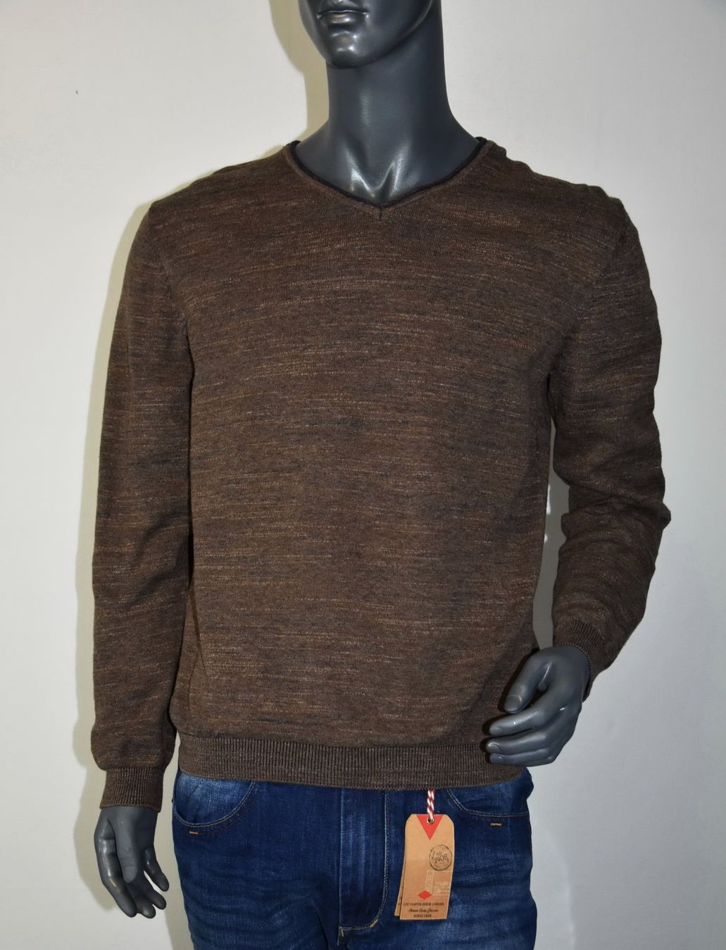 Pierre Cardin Maglioni & Felpe: Pierre Gardin Herren Pullover V-Neck Denim /braun/Gr.M – Usato da Wohlenschwil venduto da ABC-Vintage 1