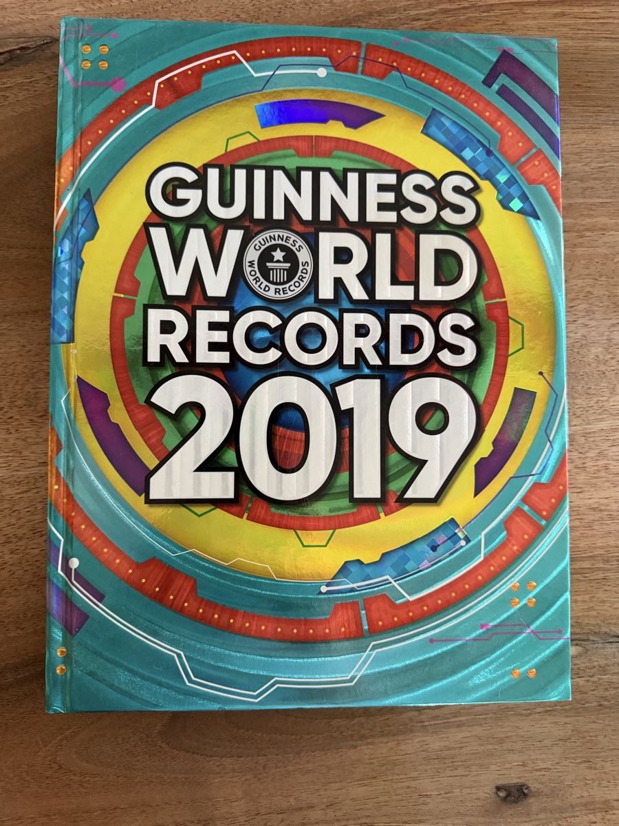 Libri: 2 Guinness World Records Bücher  – Usato da Windlach venduto da est_tp5z 1