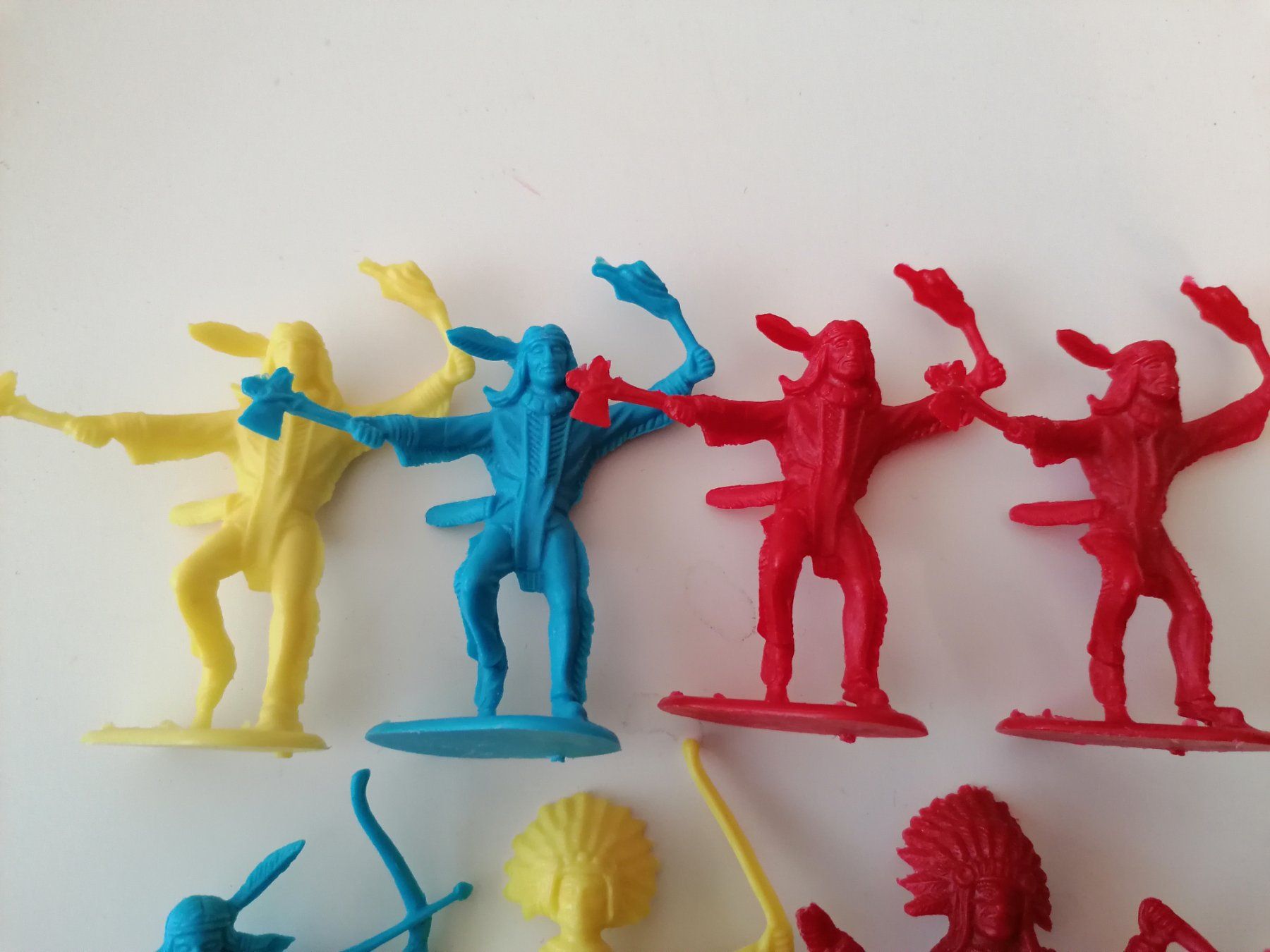 Figuren: Plastik Figuren - Indianer 9Stk. – Gebraucht aus Basel von vintagecollector 3