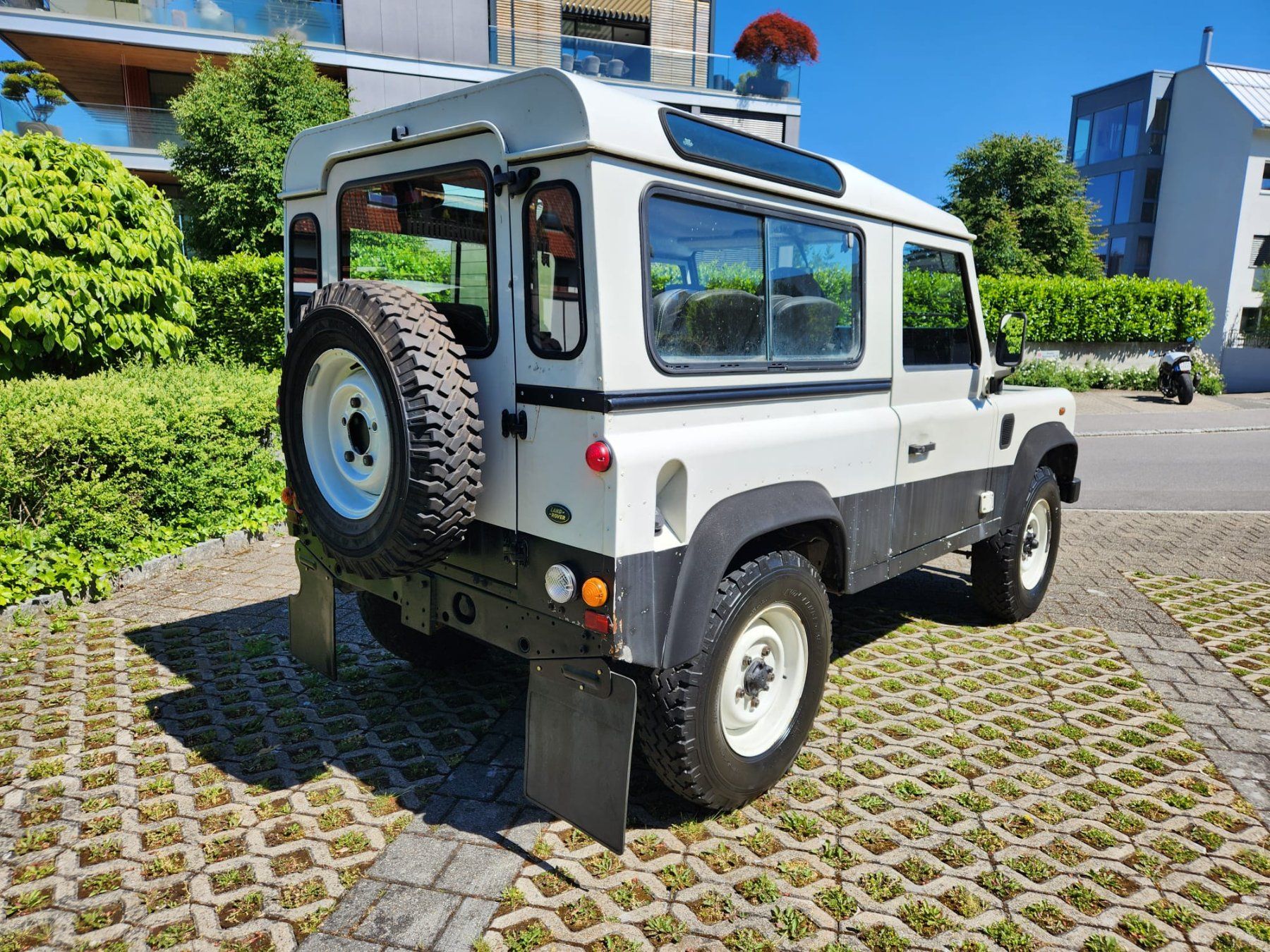 Land Rover Automobili: Defender 90 SW 2.5 Td5 – Difettoso da Feusisberg venduto da Rudolph0968 1