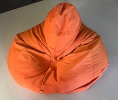 Sitzsack, orange ideal zum Chillen, bequem, leicht