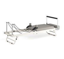 Reformer Pilates 