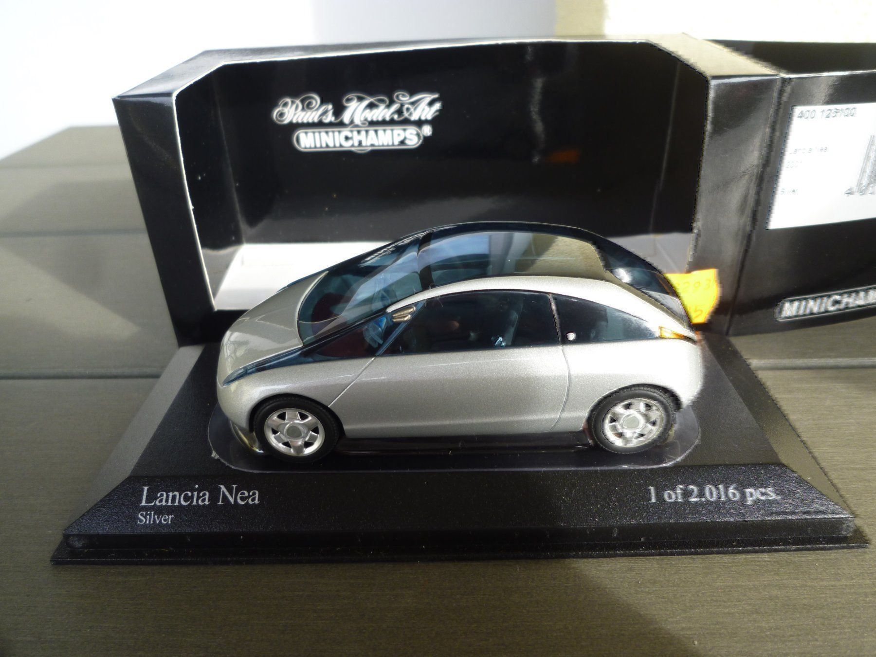 Lancia Modellini d'auto: Lancia Nea (2001) – Nuovo e nell'imballaggio originale da Flawil venduto da Imperiosud 2