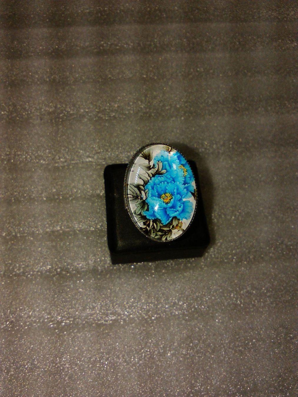 Ringe: RING EDELSTHAL,,MIT EINE  BLUME,,,GLANZIG – Neu (gemäss Beschreibung) aus Basel von bijoutrie_4