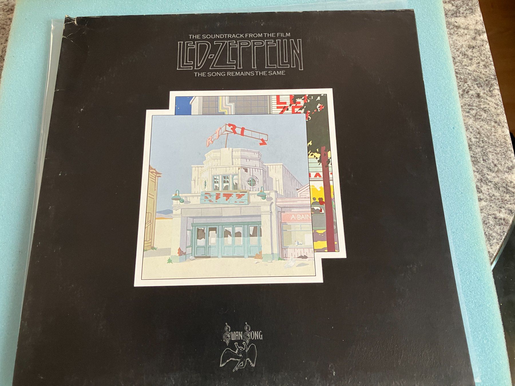 Dischi in vinile: Led Zeppelin – Usato da Aarwangen venduto da Jukebox3