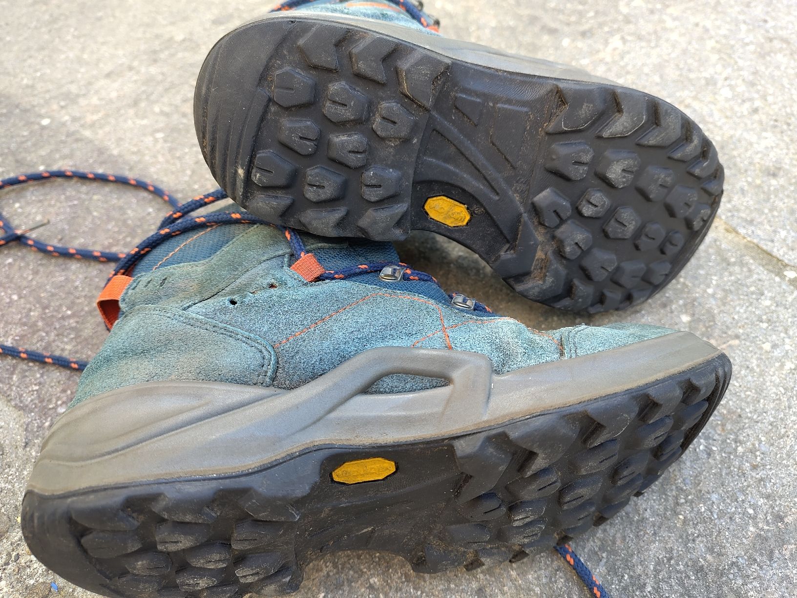 Lowa Scarpe per ragazzi: Lowa Wanderschuhe, Grösse 36 – Usato da Olten venduto da BrigitteSB 3