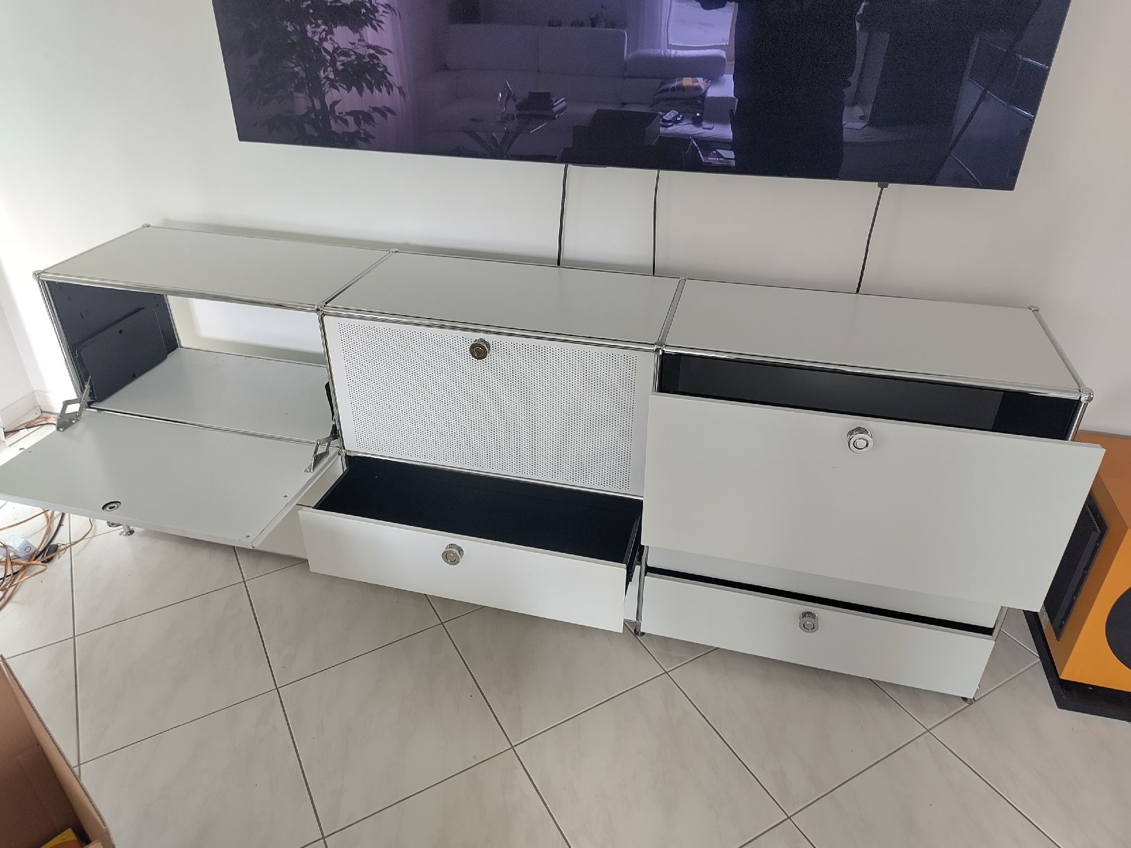 USM Scaffali: USM Haller Sideboard – Usato da Aadorf venduto da pect 1