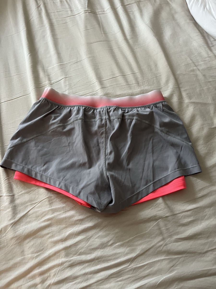 Leggings: kurze Sporthose – Nuovo (secondo la descrizione) da Zuchwil venduto da celixne 3