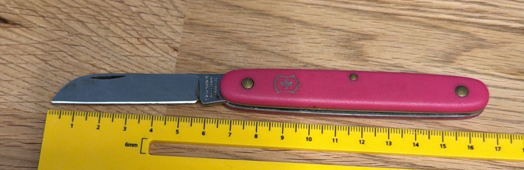 Victorinox Couteaux de poche: VICTORINOX TASCHENMESSER – D'occasion à Zürich par Frei-Occasionen 3